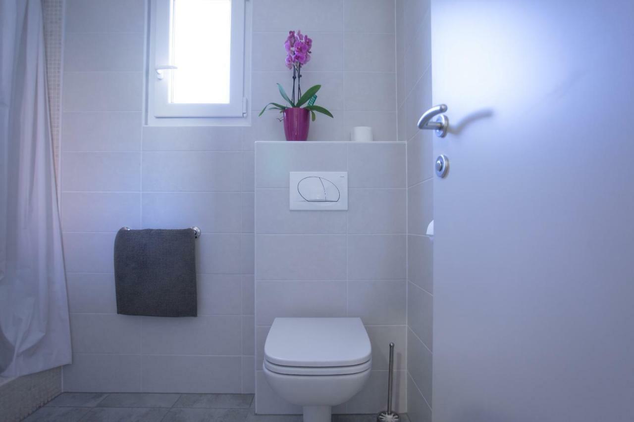 Bungalow Comfort 100 M From The Beach เปรมันตูรา ภายนอก รูปภาพ